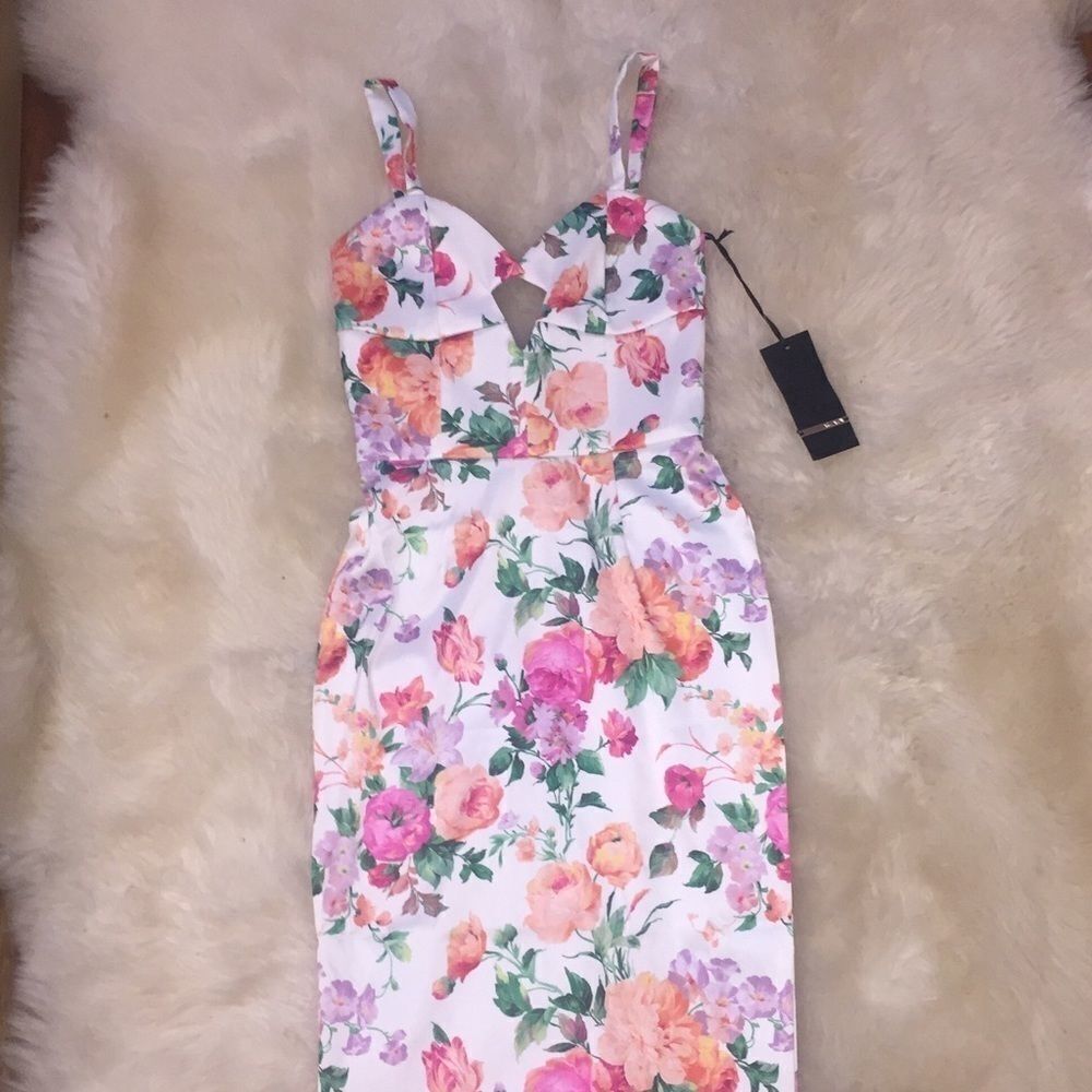 Beautiful body con strappy dress